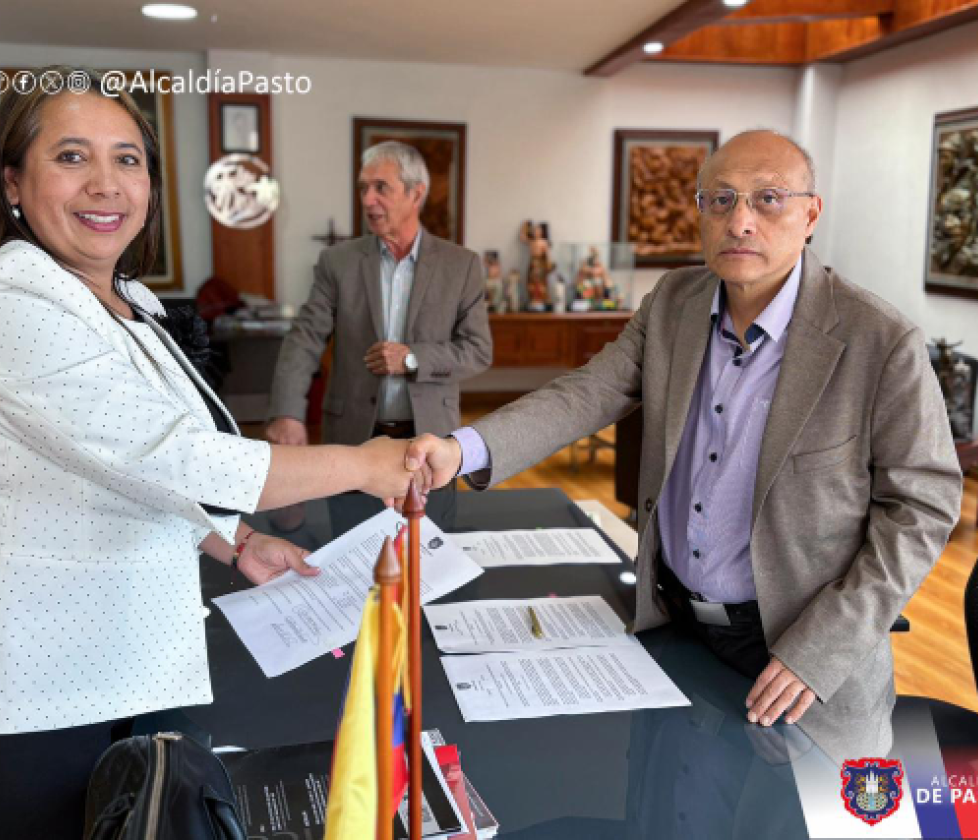 El alcalde de Pasto, Nicolás Toro, posesionó como nueva secretaria de Salud a Daniana Maritza de la Cruz